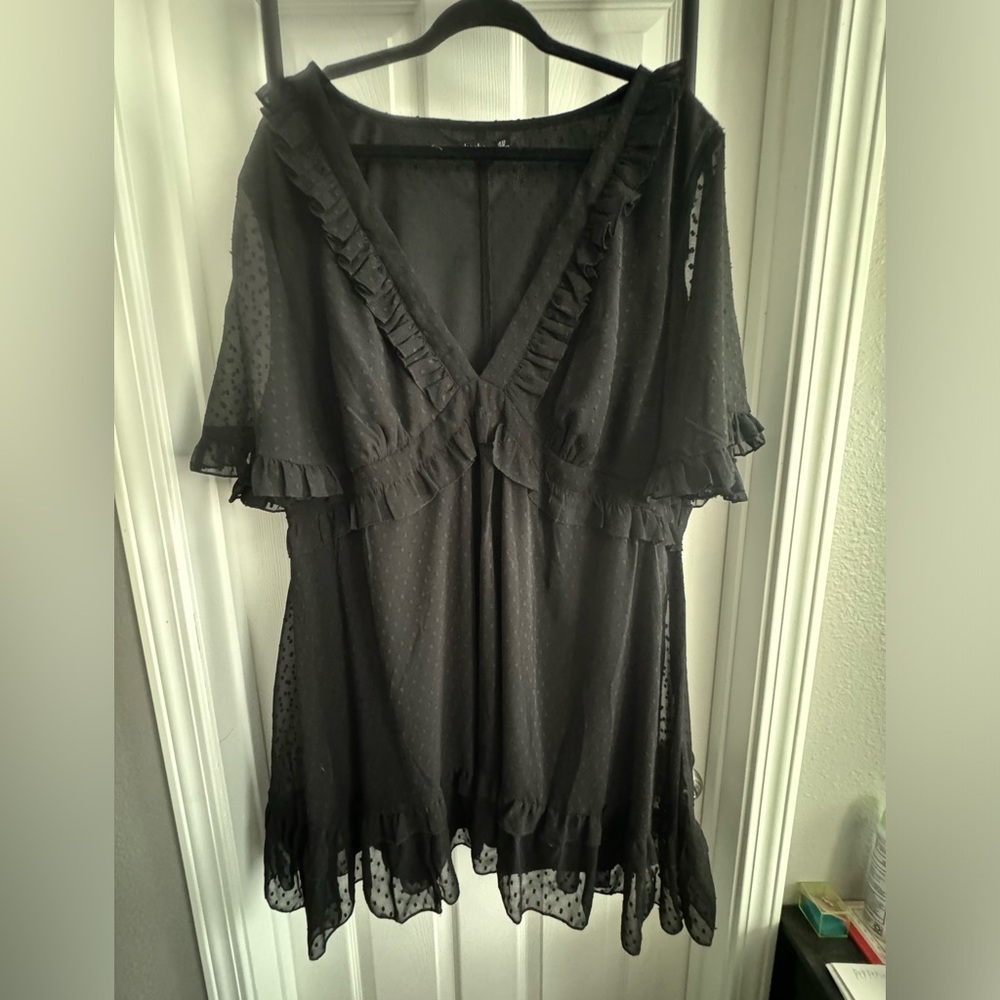 Boohoo Black Polka Dot Mesh Short Sleeve Dress size 22